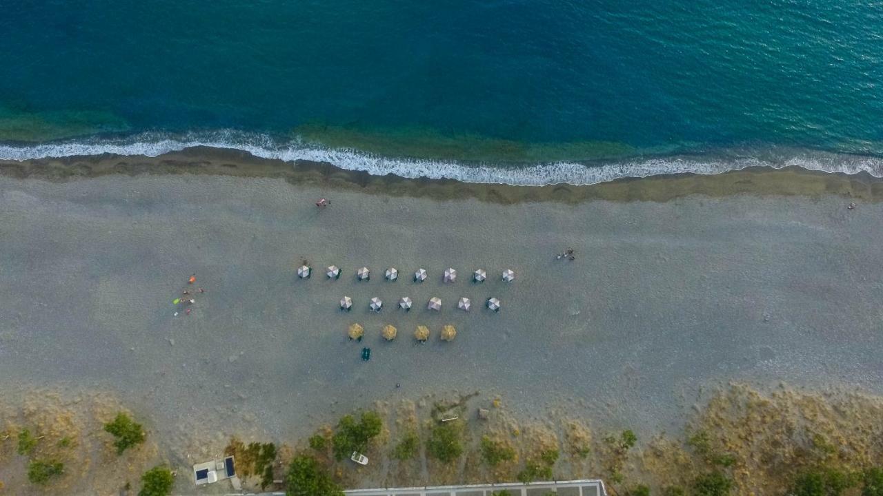 Beach House Plakiász Kültér fotó